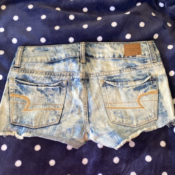 American eagle jean shorts like new worn maybe once - Picture 3 of 4
